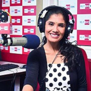 Anuradha Sriram | অনুরাধা শ্রীরাম